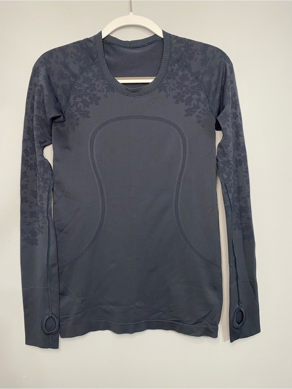 Lululemon Swiftly Tech Navy Blue Long Sleeve Shirt Women’s Size 8
